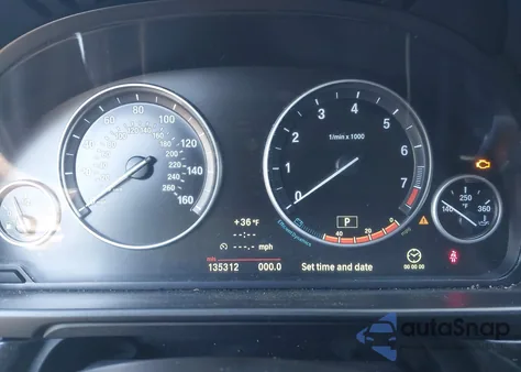 2013 BMW 528I xDrive из США, поврежденный, VIN WBAXH5C59DDW15864